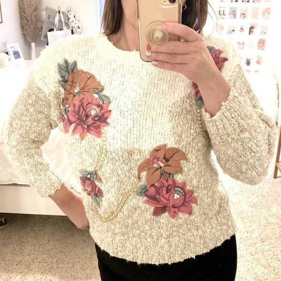 VINTAGE 90s Floral Embroidered Appliqué Cottagecore Coastal Grandma Sweater - Picture 1 of 8